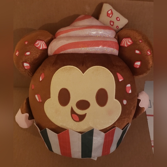 Disney Mickey Peppermint Bark Cupcake Munchlings Scented Holiday Plush 16" - Picture 7 of 7